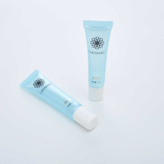 tubo macio vazio da ponta longa do bocal do gel cosmético de 10g 15g